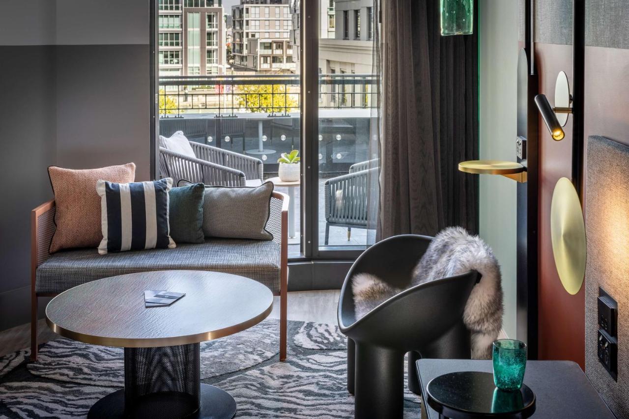 Hotel Qt Auckland Zewnętrze zdjęcie The Living Room at The Standard London